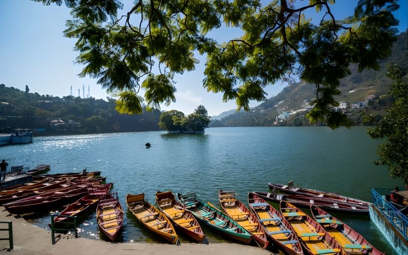 Serenity by the Lake: Nainital Retreat